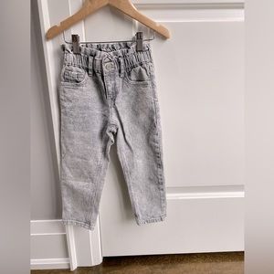 Gap – Relaxed Taper Jeans - size: 4T